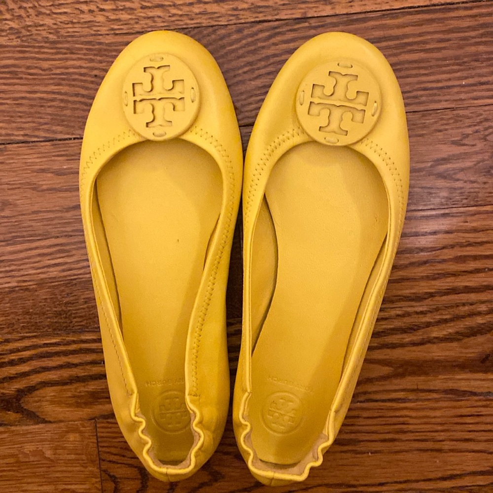 Tory Burch yellow flats 7.5